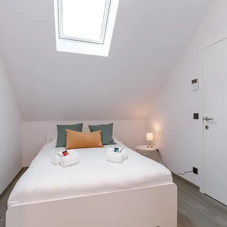 Fantastic, Spacious Holiday In The Heart Of And Close To Domain Hoge Blekker 別荘 *