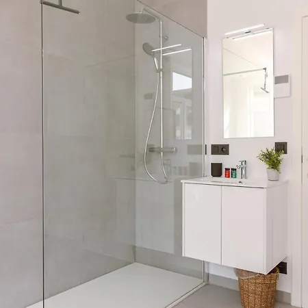 Fantastic, Spacious Holiday In The Heart Of And Close To Domain Hoge Blekker 別荘 *