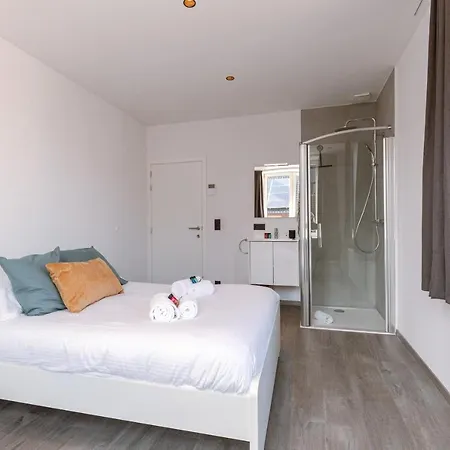 Fantastic, Spacious Holiday In The Heart Of And Close To Domain Hoge Blekker